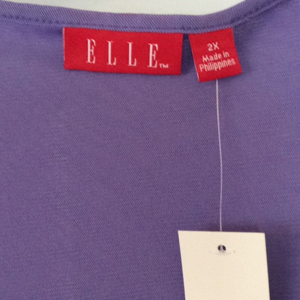 FINAL SALE PRICE Sleeveless Elle Top w/ Scroll Fabric Detail in 2X - Picture 4 of 4